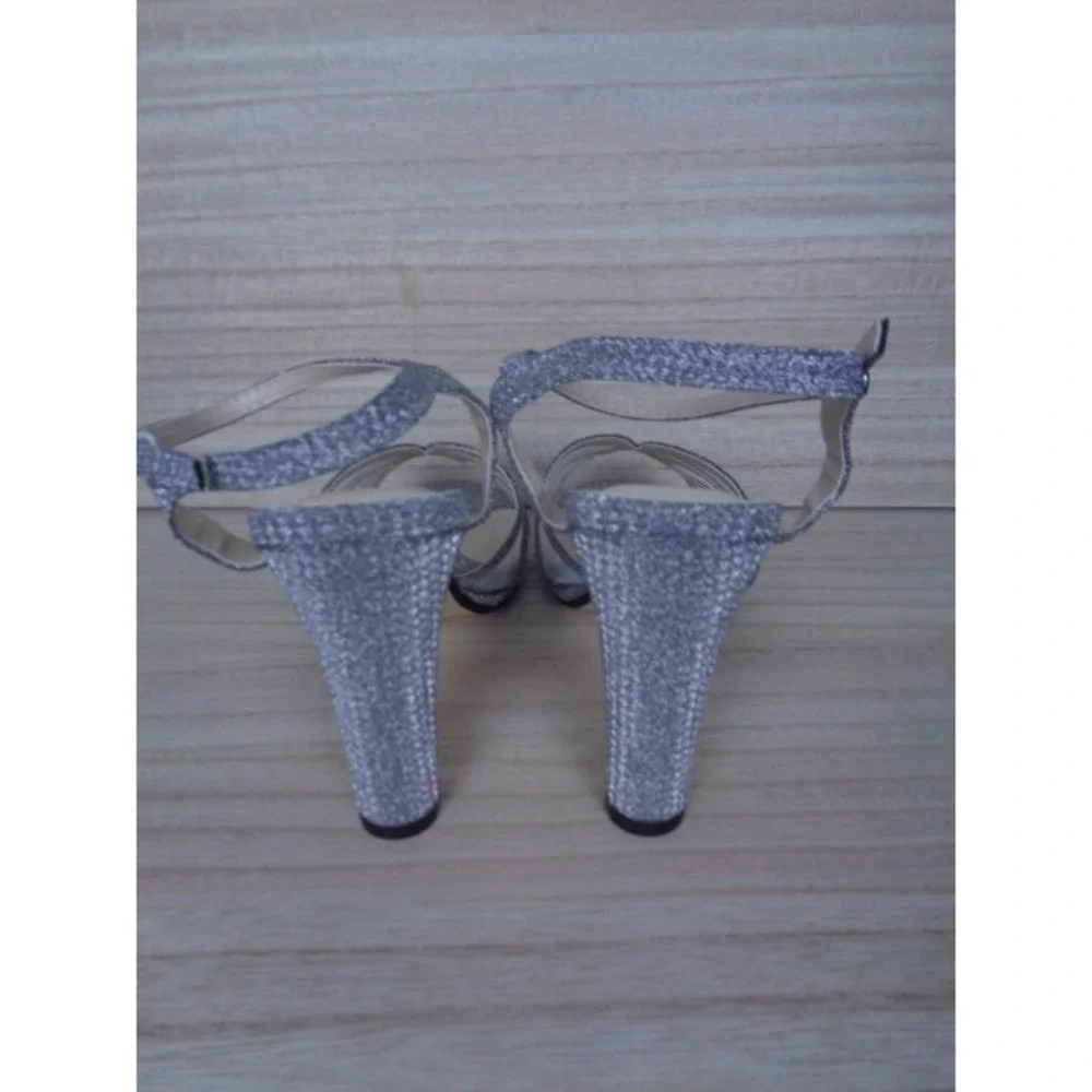 Touch Ups by Benjamin Walk Anya Silver‎ Glitter Platform Sandals Womens Size 6.5